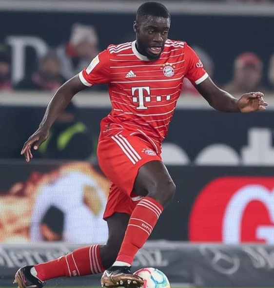 于帕梅卡诺即将与拜仁续约至2030年